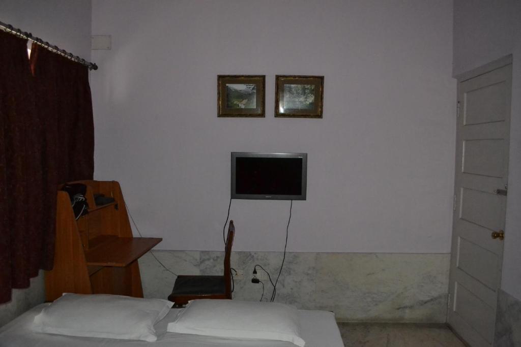 Monorama Guest House Калькутта Экстерьер фото